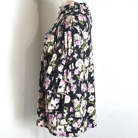 Touch Me Floral Mock Turtleneck Blouse with Layers on Sleeves, Size 3X - Picture 5 of 8